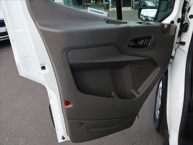 Ford Transit 2,0 TDCi,96kW,1majČR,9míst,DPH - fotka 21 z 25
