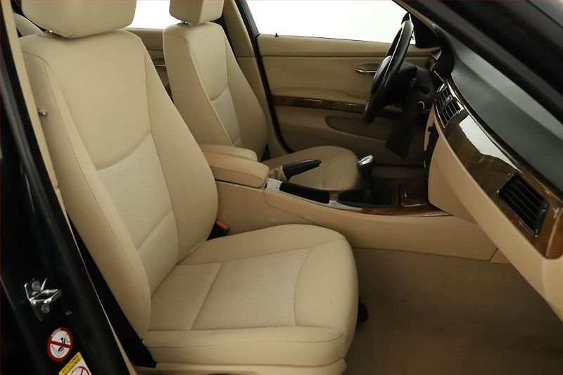 BMW Řada 3 (2005) 318 i, po STK, jezdí výborně - fotka 7 z 13