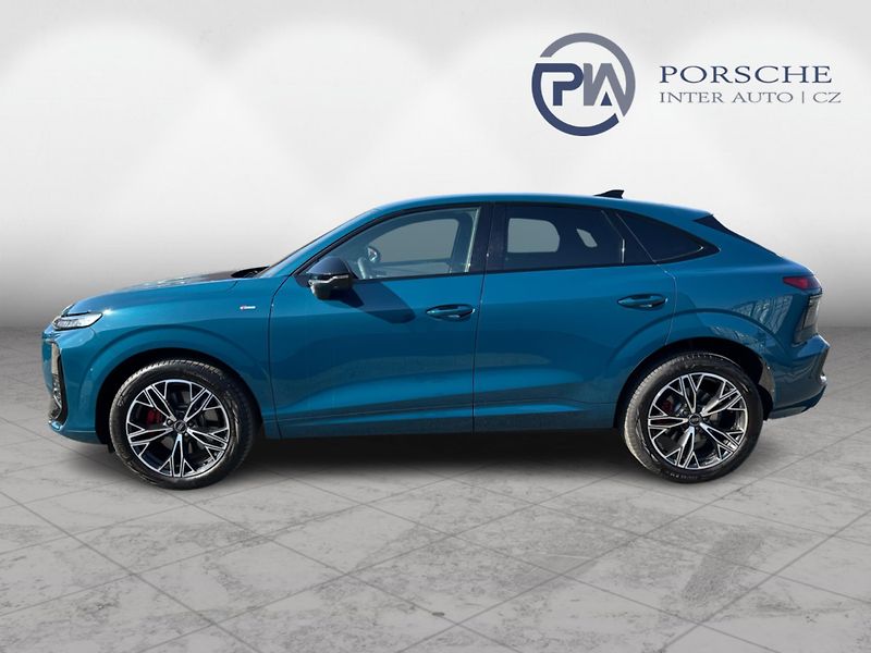 Audi Q3 SB S line TFSI 195 kW quattro - fotka 3 z 23