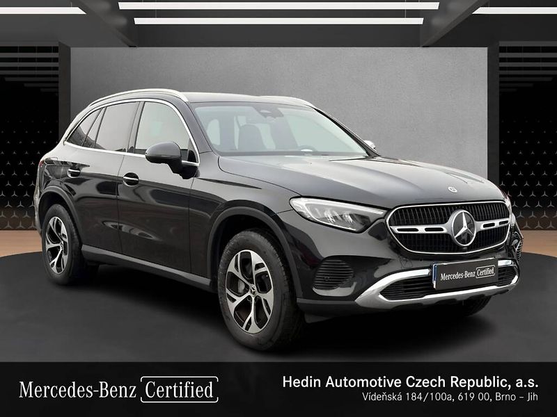 Mercedes-Benz GLC (2024) 300 e 4MATIC - fotka 7 z 29