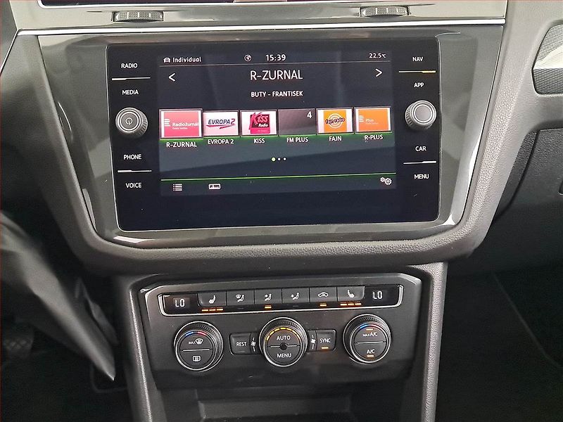 Volkswagen Tiguan (2017) 2.0 TDI, 4X4, Serv.kniha - fotka 12 z 18