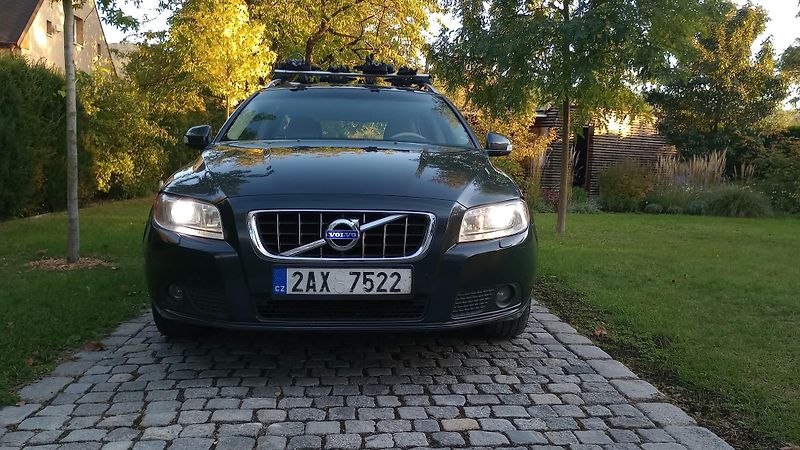 Volvo V70 2.4-NOVÉ BRZDY+ČELNÍ SKLO+BAT - fotka 4 z 23