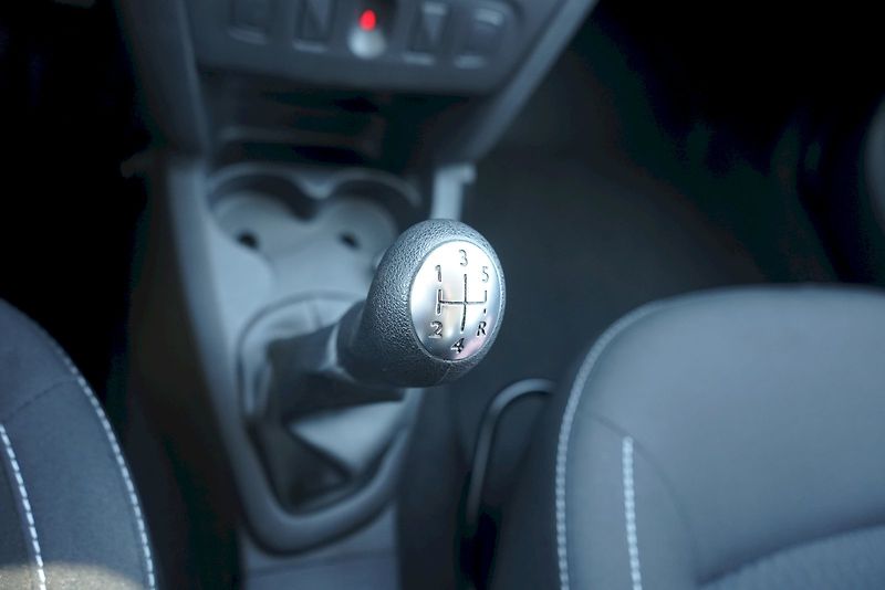 Dacia Logan (2018) 1.0 SCE - tažné - fotka 15 z 22
