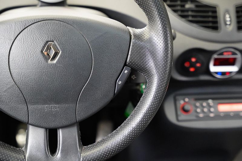 Renault Twingo - fotka 16 z 24