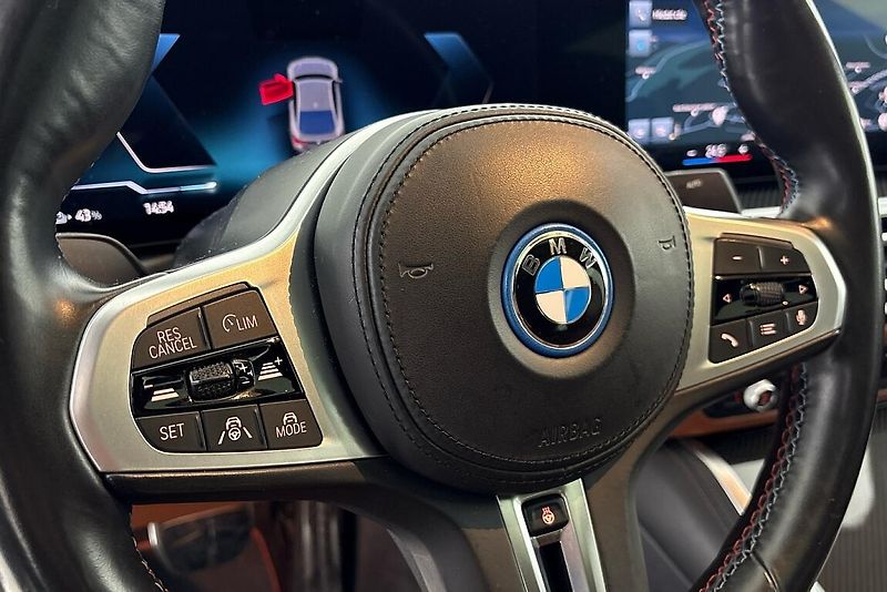 BMW i4 M50 Gran Coupe - fotka 13 z 27