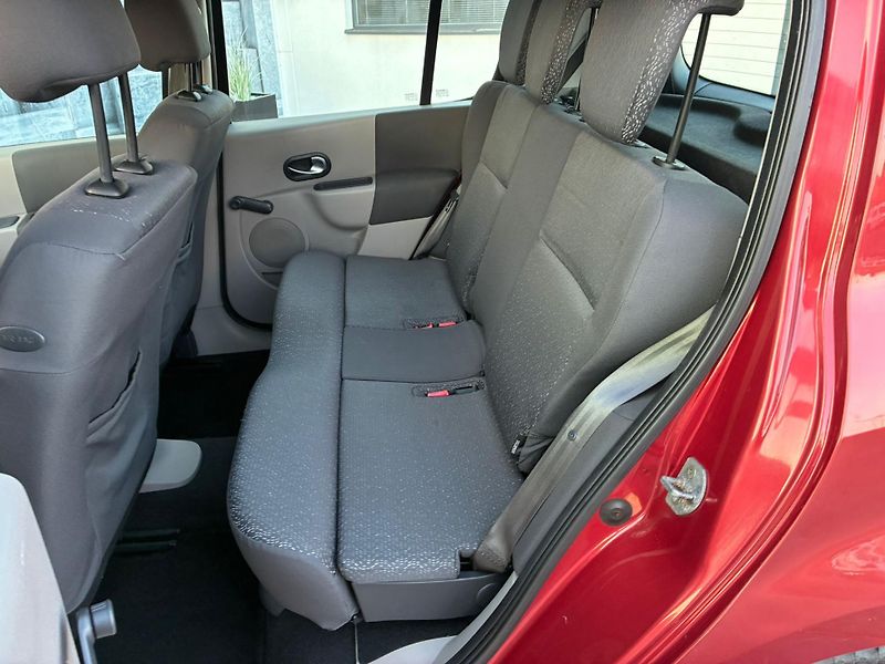 Renault Modus (2005) 1.2i 55KW, VYHŘIVANÉ SEDADLA - fotka 12 z 28