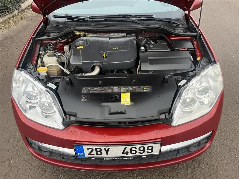 Renault Laguna 1,5 dCi KLIMA ROZVODY 2x KOLA - fotka 27 z 34