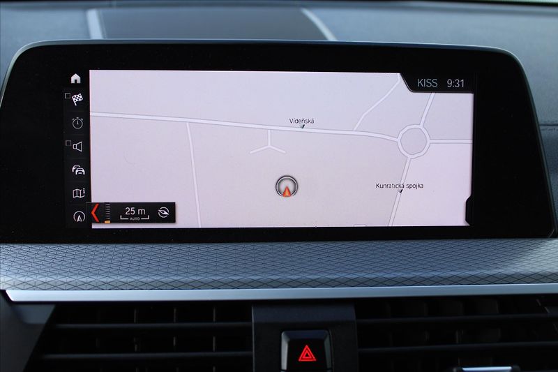 BMW X3 xDrive M40d 250kW 1.MAJ. ČR - fotka 20 z 30
