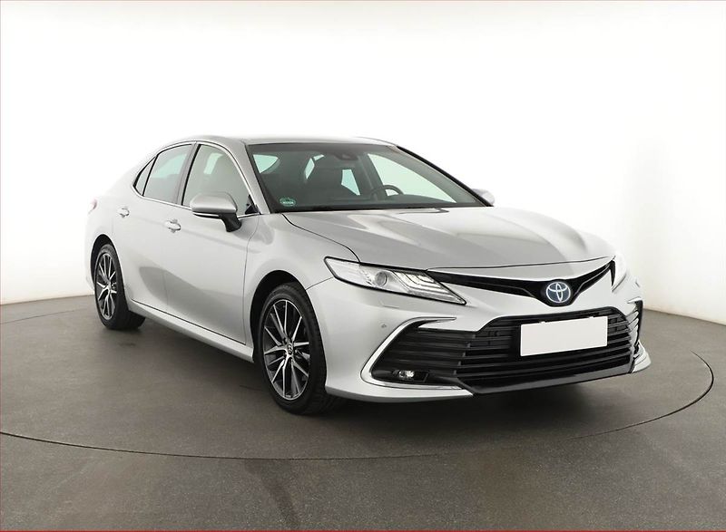 Toyota Camry (2022) Prestige 2.5 Hybrid - fotografie inzerátu