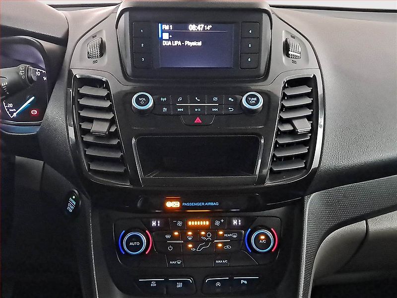 Ford Tourneo Connect (2018) Maxi Titanium 1.5 TDCi, 5Míst - fotka 12 z 19