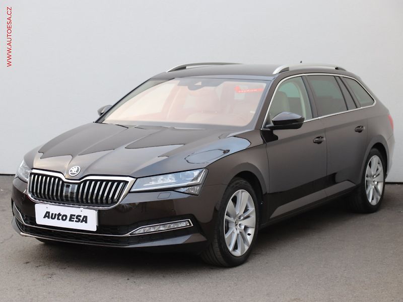 Škoda Superb (2020) 2.0 TDi, Pano, navi - fotka 3 z 3