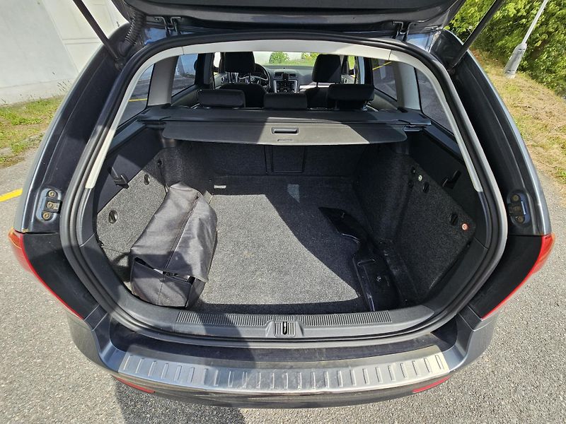 Škoda Octavia (2011) 2 2.0TDI DSG FACELIFT - fotka 17 z 18
