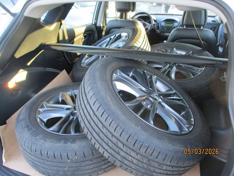 Hyundai ix35 (2015) 1,6 i - fotka 8 z 10