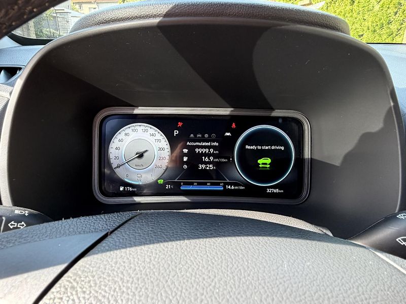 Hyundai Kona eletric-TOP STAV- záruka-40kWh - fotka 17 z 20