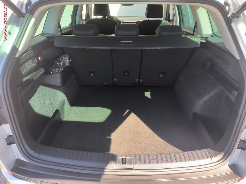 Škoda Kodiaq (2019) 2.0 TDI 4x4, 1.maj,ČR, Style - fotka 7 z 28