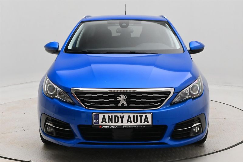 Peugeot 308 1,5 BlueHDI 96 kW Allure Záruk - fotka 2 z 31