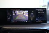 BMW Řada 3 330i xDrive Touring - náhled 13