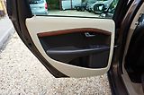 Volvo XC70 (2011) SUMMUM 2,4 D5 158 kW - náhled 21