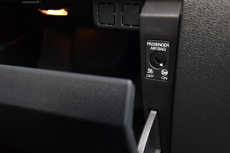 Škoda Fabia 1.2 TSi STYLE,KLIMA,VÝHŘEV,PDC - fotka 39 z 46