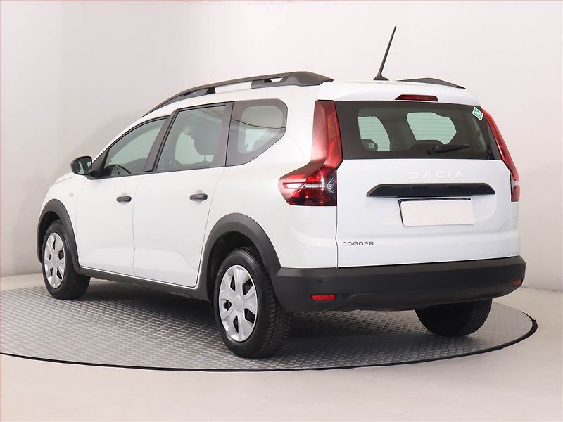 Dacia Jogger (2025) 1.0 TCe, 7 míst, Serv.kniha - fotka 4 z 18