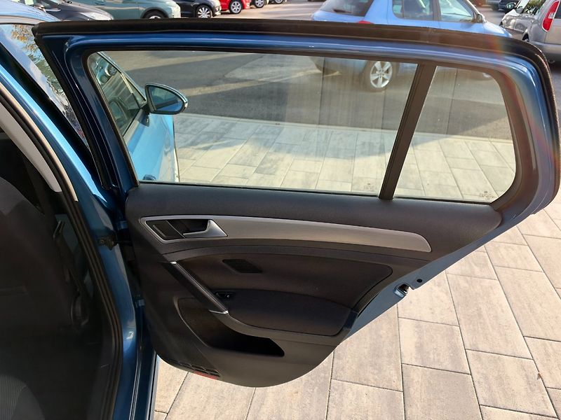 Volkswagen Golf (2015) Rabbit 1.2 TSI 63kW EA211 - fotka 22 z 33