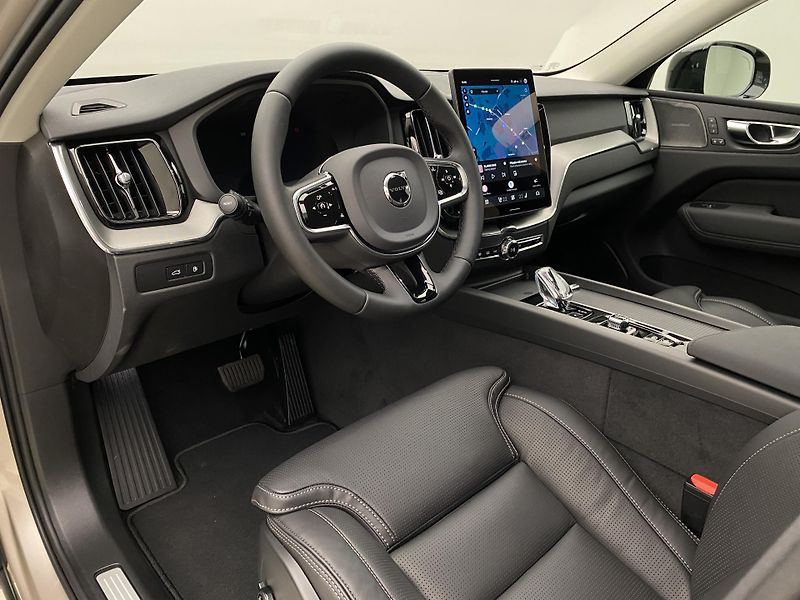 Volvo XC60 (2026) T6 AWD AUT DARK PLUS - fotka 24 z 66