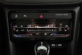Volkswagen T-Cross (2023) Life 1.0 TSI, Automat - náhled 12