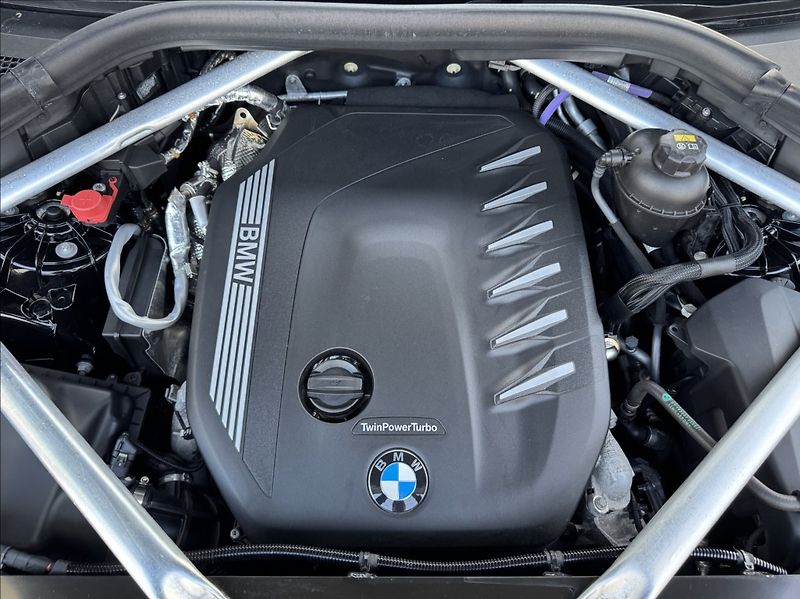 BMW X5 3,0 xDrive 30d DPH 1.maj. ČR - fotka 47 z 50