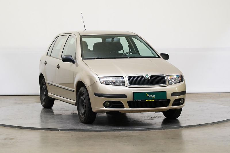 Škoda Fabia - fotka 8 z 22