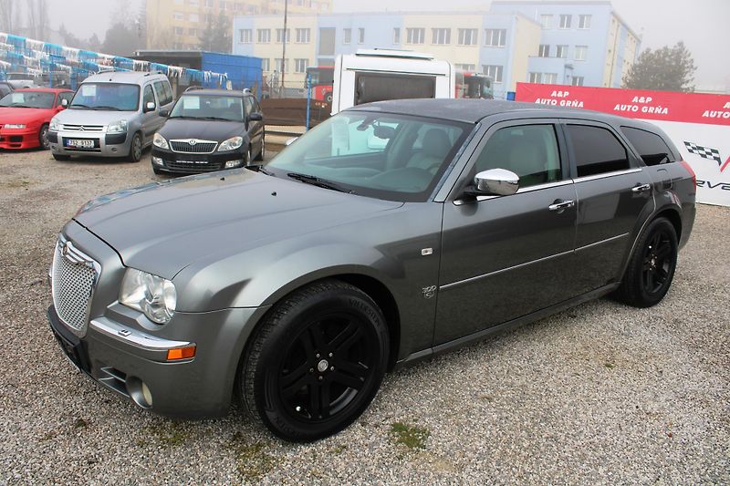 Chrysler 300C (2007) REZERVACE - fotka 3 z 16