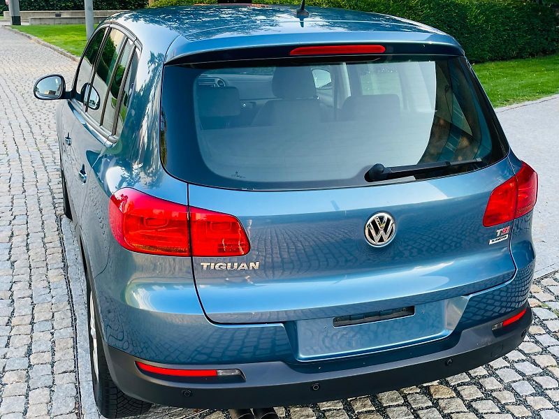 Volkswagen Tiguan 1.4TSI MANUÁL 1MAJITEL SENZORY - fotka 15 z 40