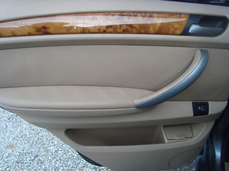 BMW X5 (2004) 3,0D  4x4 - fotka 7 z 16