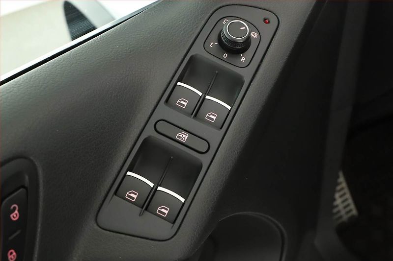 Volkswagen Tiguan (2016) 2.0 TDI, 4X4, Automat - fotka 9 z 19