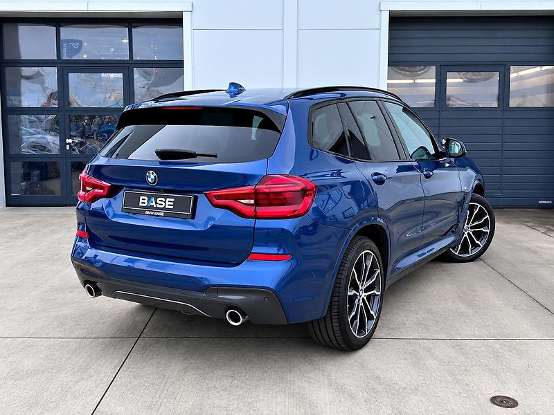 BMW X3 xDrive30d M-Sport - fotka 4 z 32