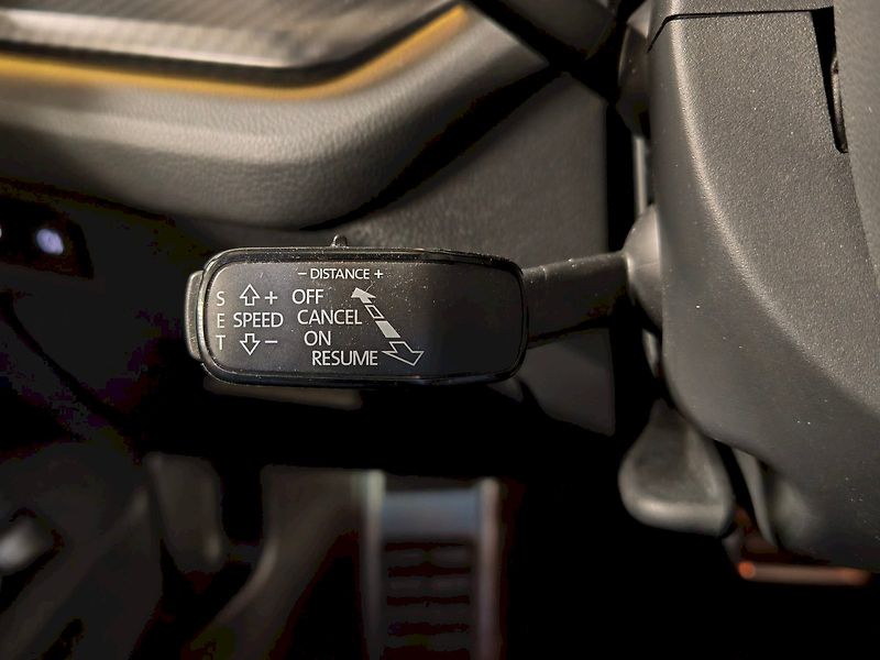Škoda Octavia (2022) 2.0 TSI 180 kW DSG RS - fotka 18 z 32