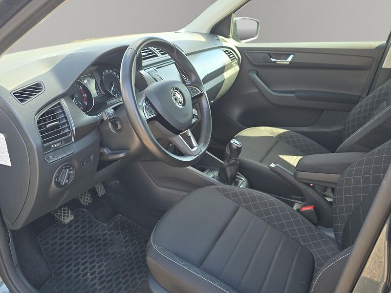 Škoda Fabia (2018) Style 1.0 TSi 81kw, serv. knih - fotka 20 z 23