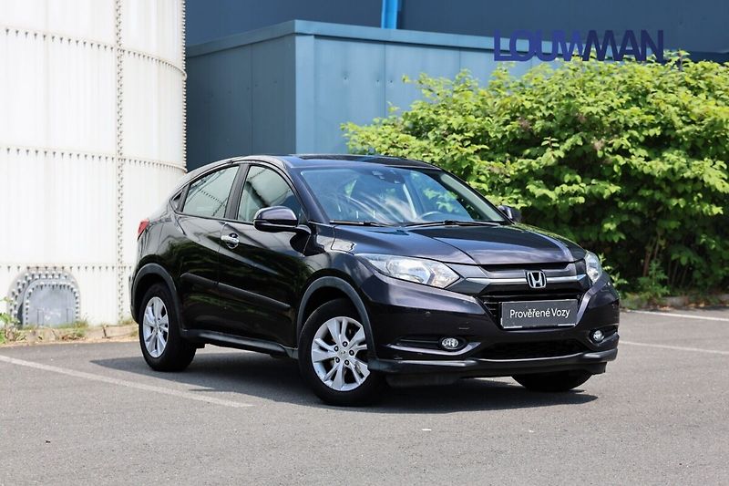 Honda HR-V 1.5 i-VTEC Elegance - fotka 20 z 23