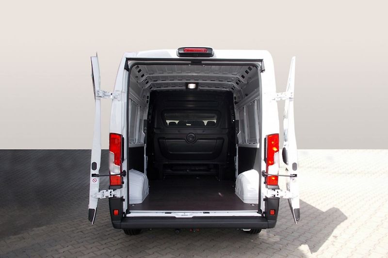 Opel Movano (2026) Van 3500 L3H2 2.2 CDTi 140k 6- - fotka 6 z 31