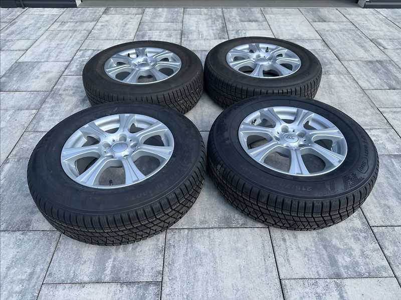 Mitsubishi Outlander 2,0 150PS  Intense A/T 4x4 - fotka 47 z 53
