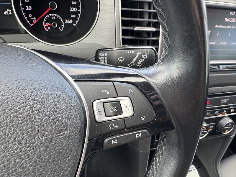Volkswagen Golf Sportsvan (2016) 1.2TSi Digi Klima Tempomat - fotka 8 z 50