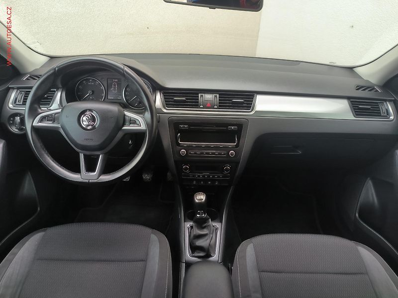 Škoda Rapid (2015) 1.2 TSi Spaceback, Ambition - fotka 8 z 16