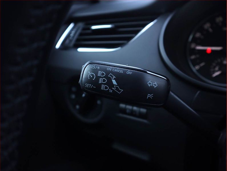 Škoda Octavia (2014) Ambition 1.6 TDI, Serv.kniha - fotka 18 z 18