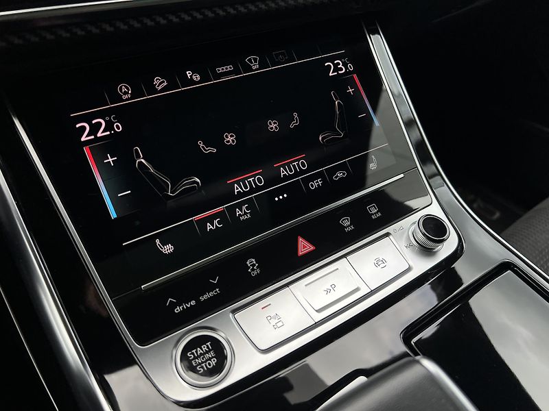 Audi Q8 55 TFSi QUATTRO S-LINE, TAŽNÉ - fotka 20 z 29