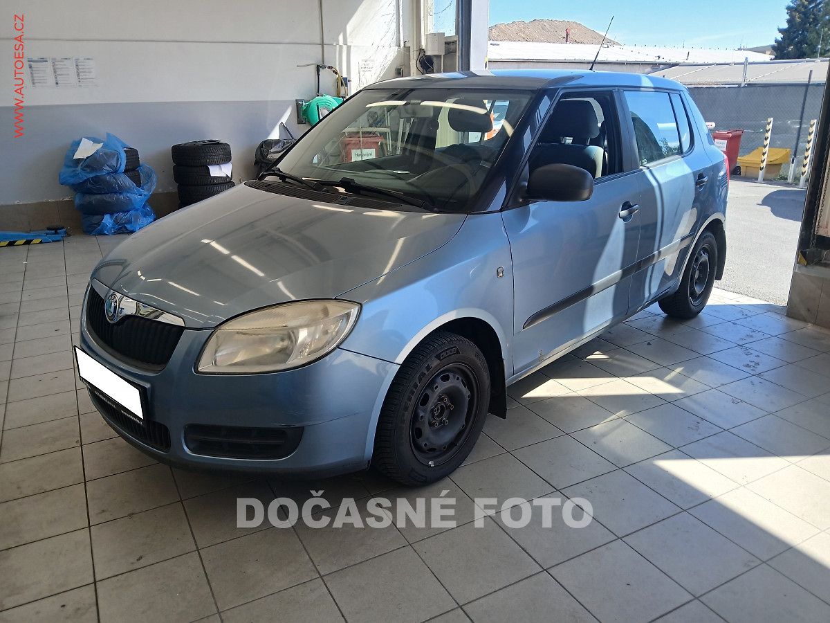Škoda Fabia 1.2i, servis.kniha