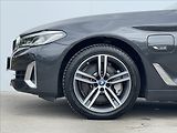 BMW Řada 5 2,0 530e xDrive A8 Luxury Line - náhled 18