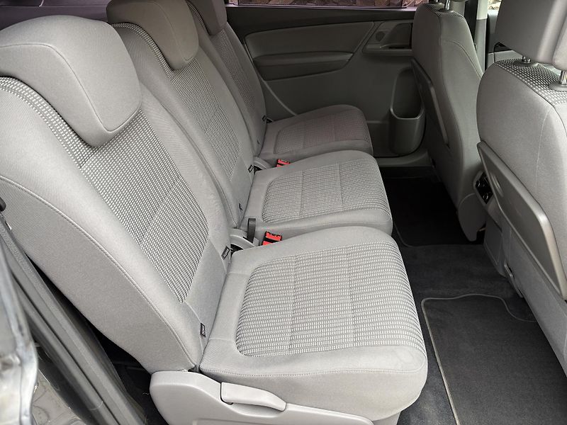 Volkswagen Sharan (2018) 2.0 TDi  110 kW Comfortline - fotka 15 z 22