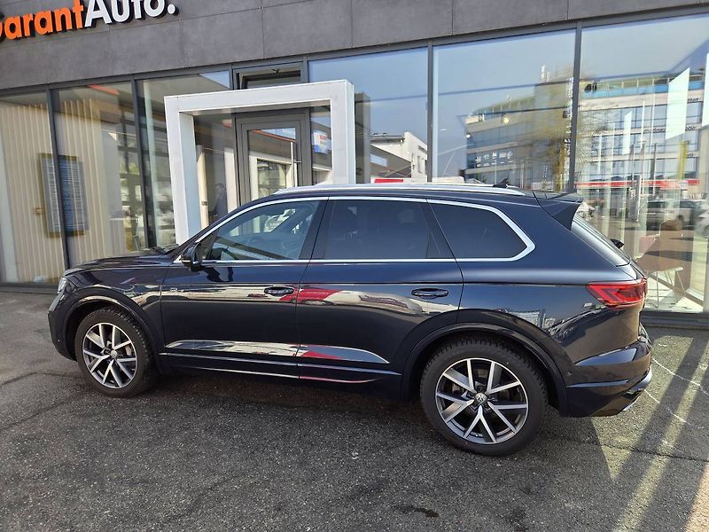 Volkswagen Touareg (2024) 3.0 TDI DSG - fotka 8 z 51