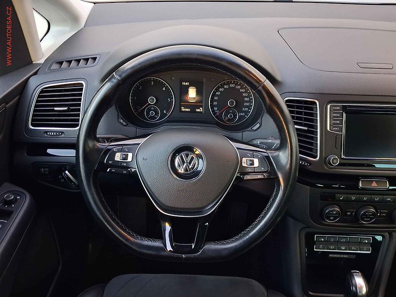 Volkswagen Sharan (2016) 2.0TDi 7míst, ČR, DSG, TZ - fotka 11 z 19