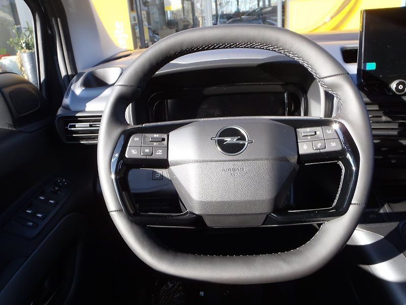 Opel Combo Elegance Plus XL - fotka 15 z 29