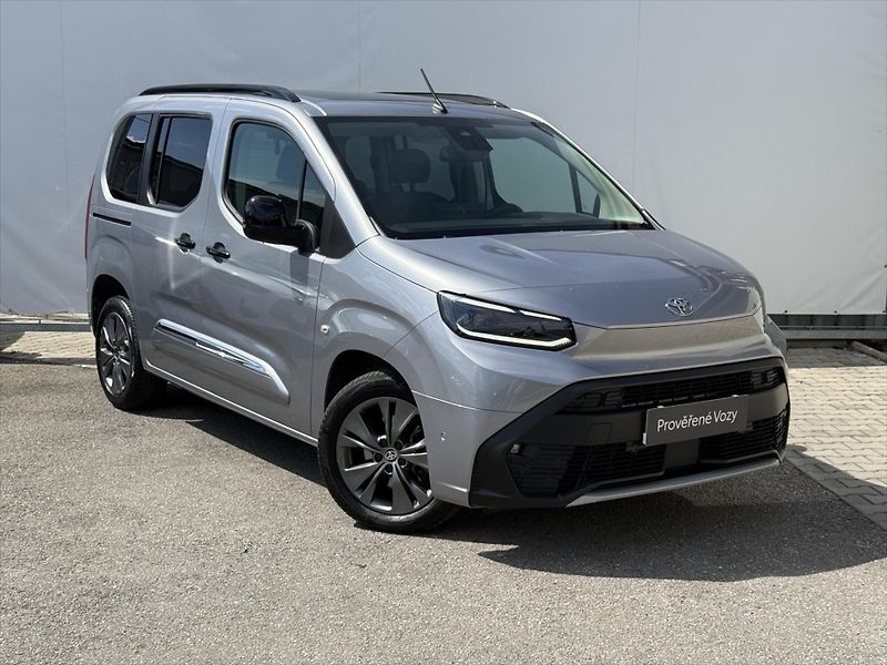 Toyota ProAce City Verso 1,5 Short VIP - fotka 3 z 23